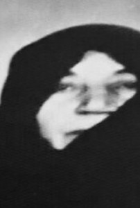مرحومه زينت قندي